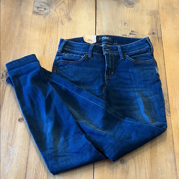 Silver Jeans Denim - Dark Blue Women’s Skinny Jeans - Silver